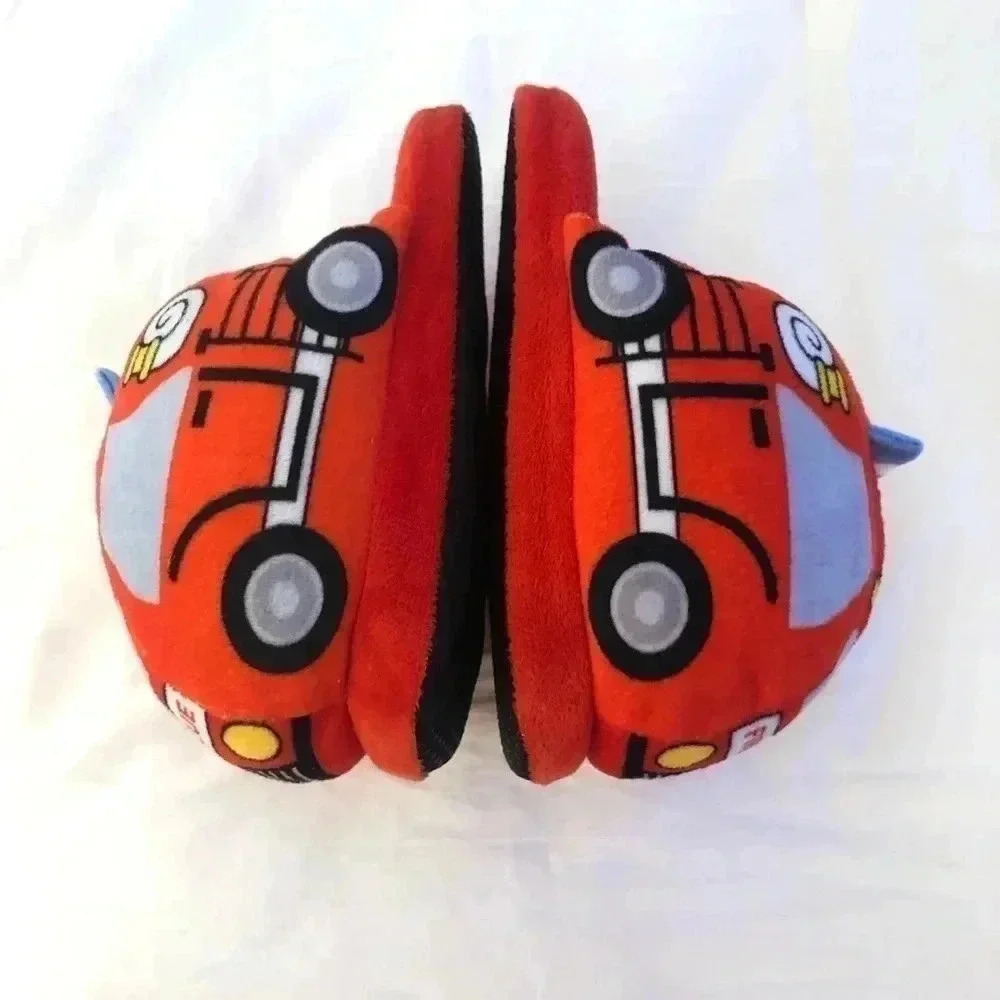 Slipper Mania Novelty Slippers City Essentials Kids - Picture 3 of 9